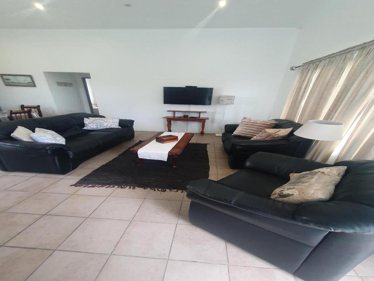 Lieflappie❤ Apartamento Stilbaai Exterior foto